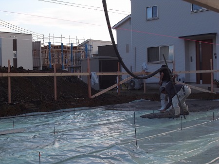 新発田市　新築　基礎