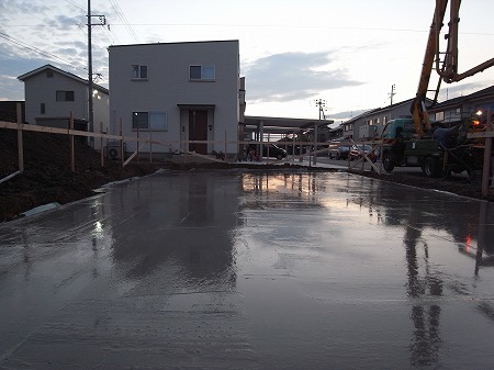 新発田市　新築　基礎